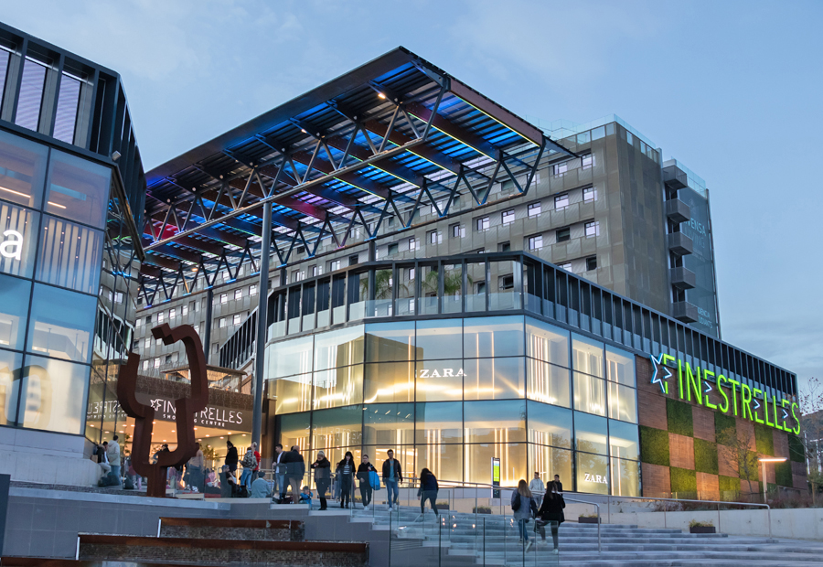 Instalación de Rainplus en centro comercial Finestrelles Instalación de Rainplus en centro comercial Finestrelles
